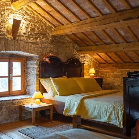 In Kranjcici - Haus Fuer 5-6 Personen Hébergement de vacances