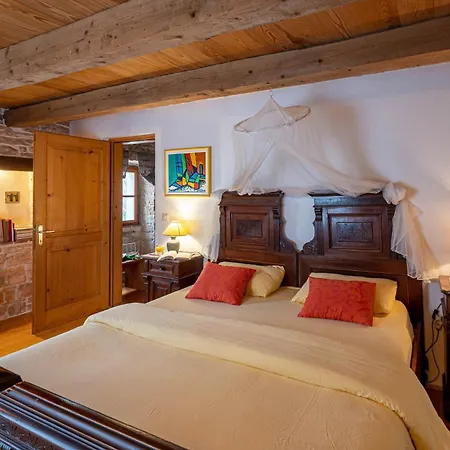 In Kranjcici - Haus Fuer 5-6 Personen Svetvinčenat