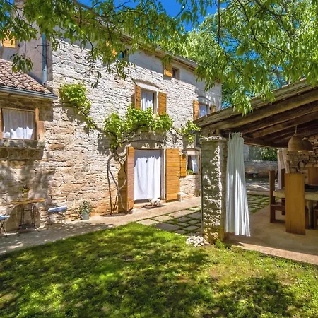 Hébergement de vacances In Kranjcici - Haus Fuer 5-6 Personen